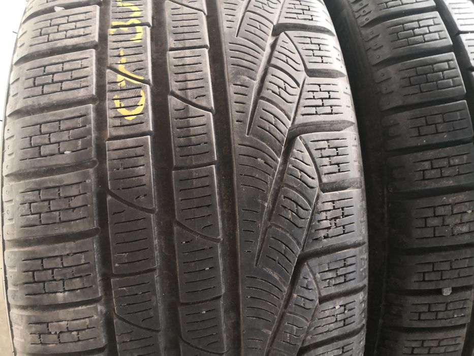 235 35 19 цола гуми Pirelli дот 21
