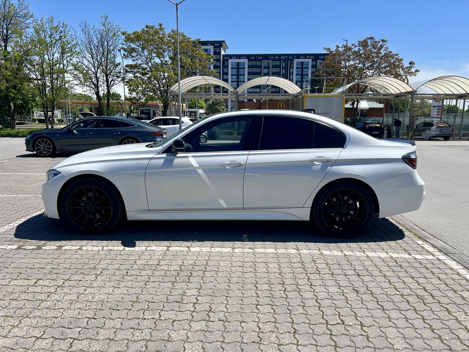 BMW f30 330i xDrive 2017г.