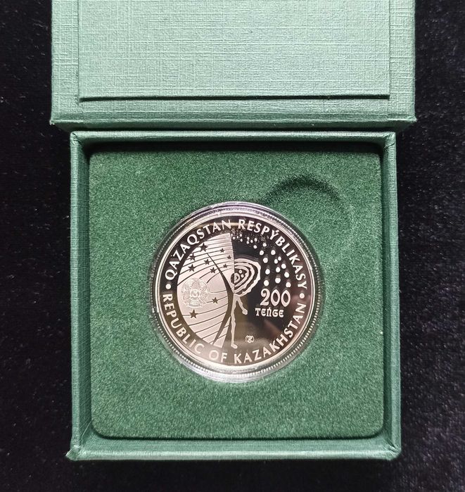Коллекционные монеты Казахстана пруф-лайк.