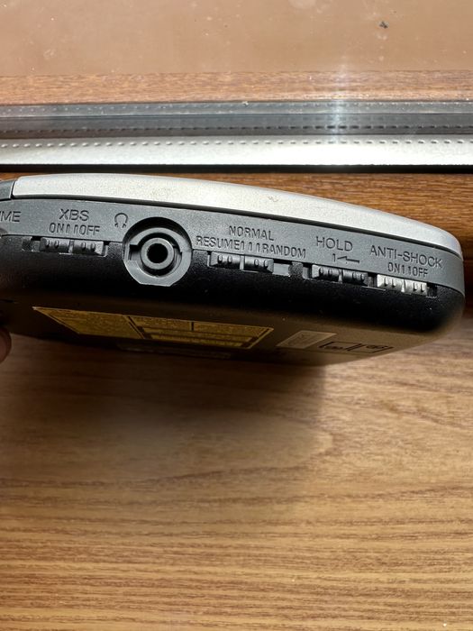 CD player Panasonic SL S231C Discman  cu telecomandă