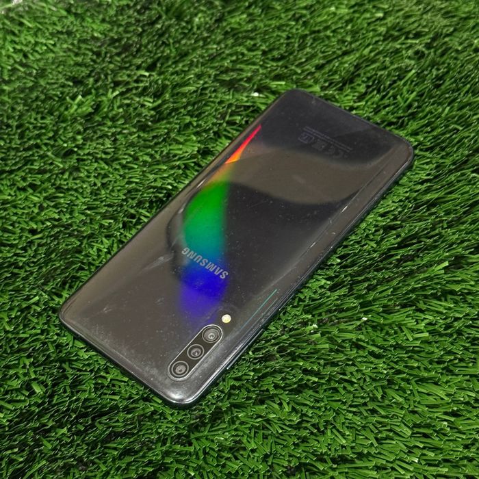 Samsung A30s sotiladi ekran orginal