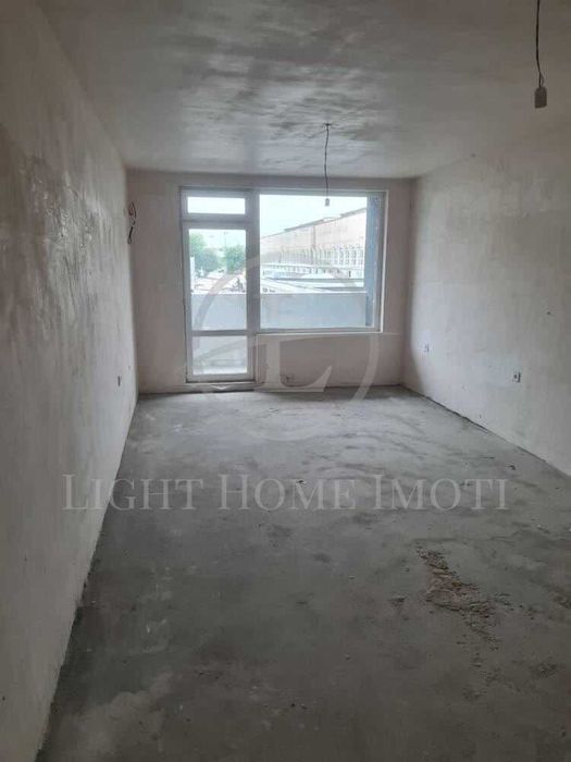 Продава се Двустаен апартамент в Пловдив, Тракия - 69 кв.м за 1087 €/кв.м - Снимка #1