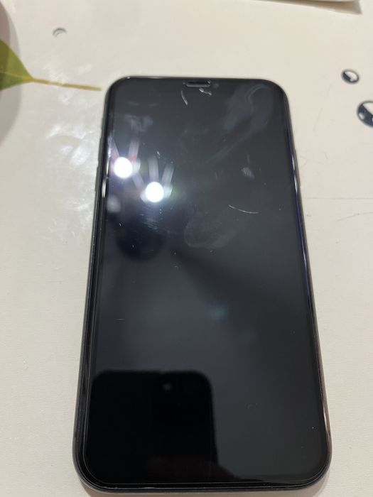 IPhone 11 , 64Gb