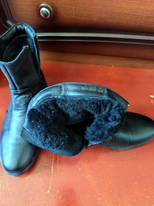 Обувь жаңа киілмеген