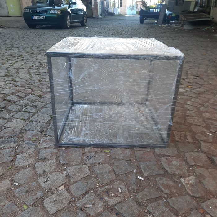 Маси и етажерки изработваме