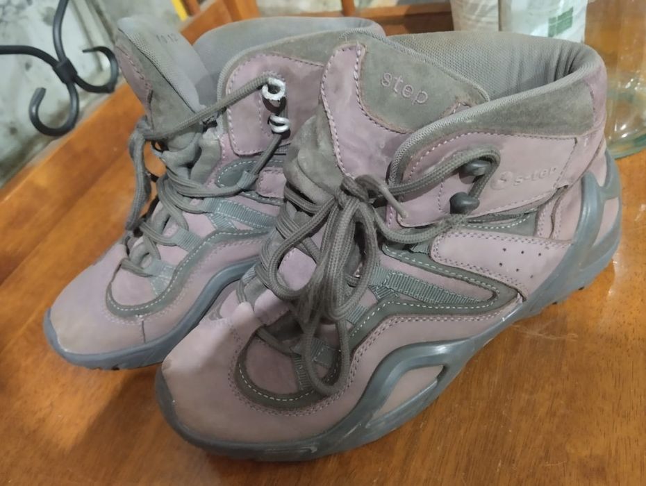 Adidas кроссовки, 42 размер