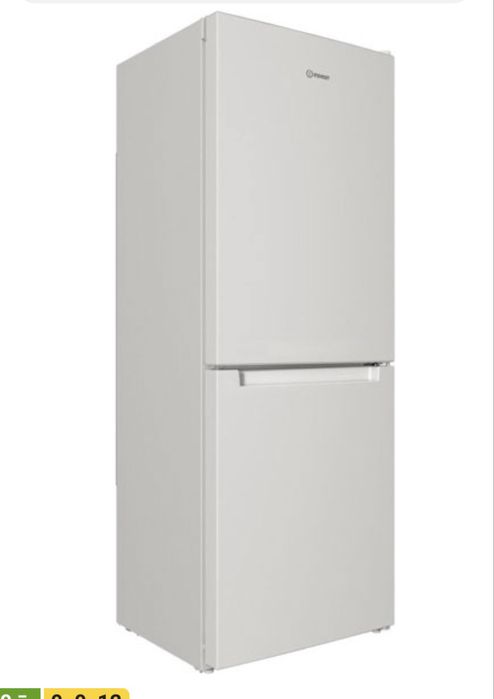 Холодильник indesit