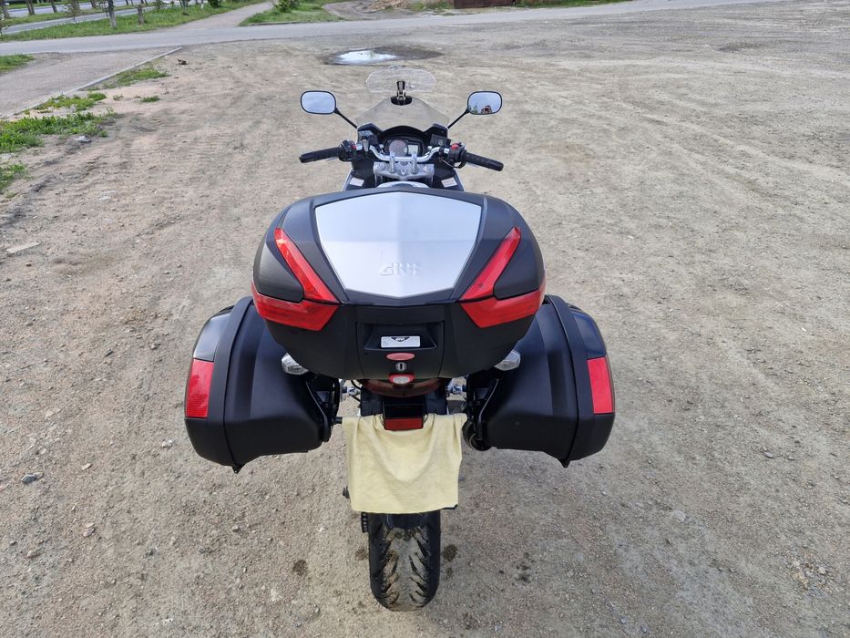 Suzuki GSX 1250 FA (bandit)