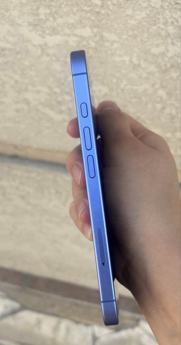 iPhone 16. 256GB