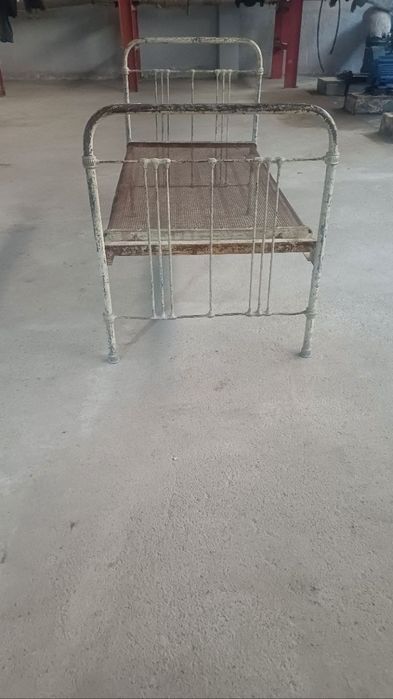 Темир кароват сотилади