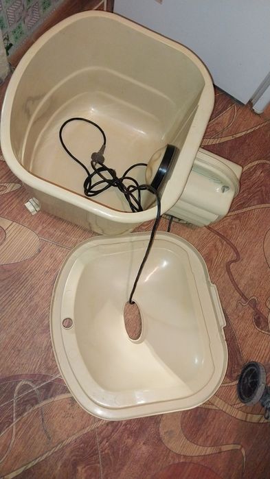 Для дома "Малютка"  компактная стиральная машинка  от завода "УРАЛМАШ"