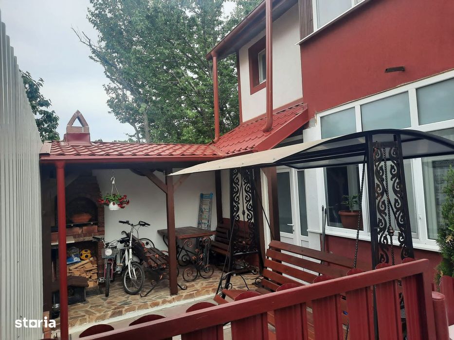 Casa cu etaj in Catamarasti Deal