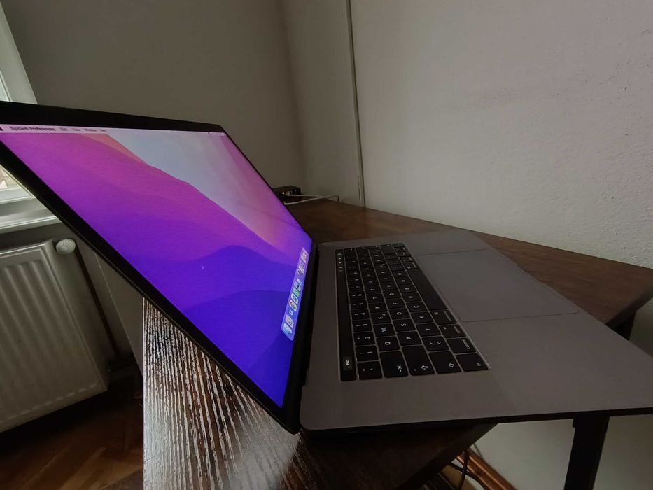 Laptop MacBook Pro (15-inch,2016)