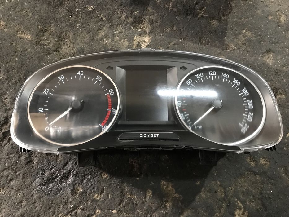 километраж skoda rapid