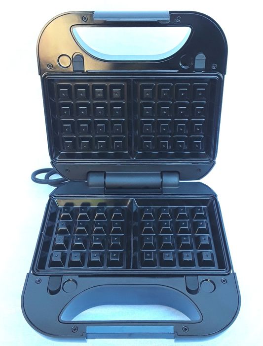 SANDWICH MAKER 3 in 1  Switchon Germania 750 W NOU - 130 Lei