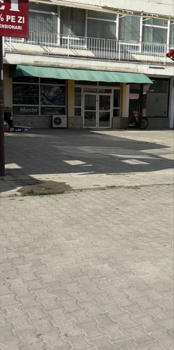 De inchiriat spatiu
