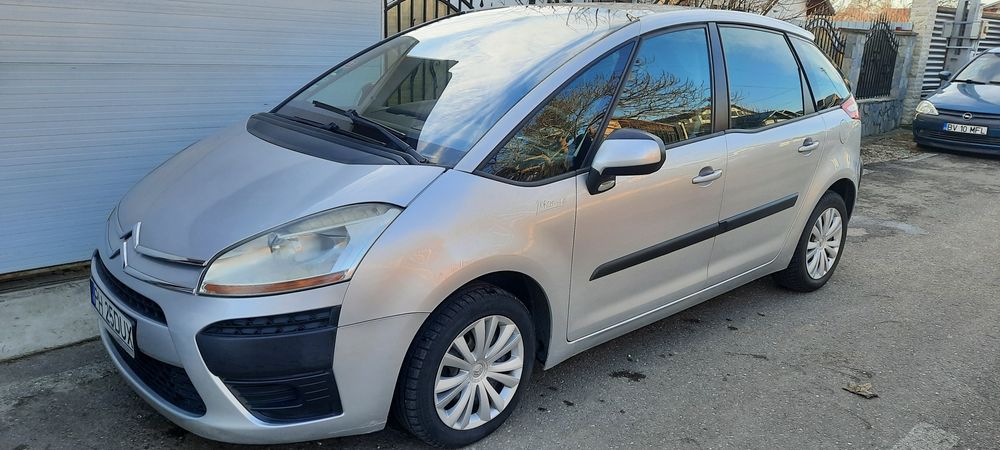 Citroen C4 Picasso 1.6 diesel an 2008,foarte spațioasă și utila, limuzina