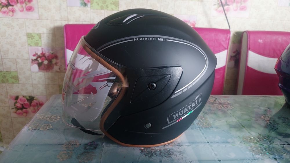 Продам каску мотоцикла