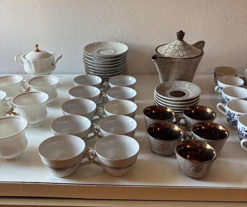 Set de masă din portelan luxos - ideal pentru ocazii speciale