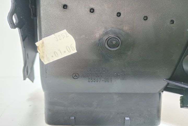Grila ventilatie bord A2218300154S Mercedes-Benz S-Class W221
