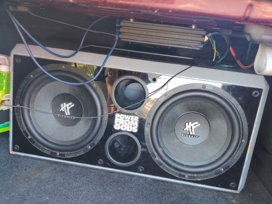 Vând Subwoofer auto HIFONICS