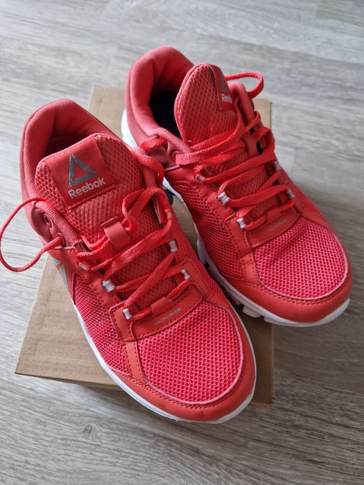 Pantofi sport / Adidași Reebok Yourflex Trainette (Dama/Fete) – Foarte ușori, mărimea 37