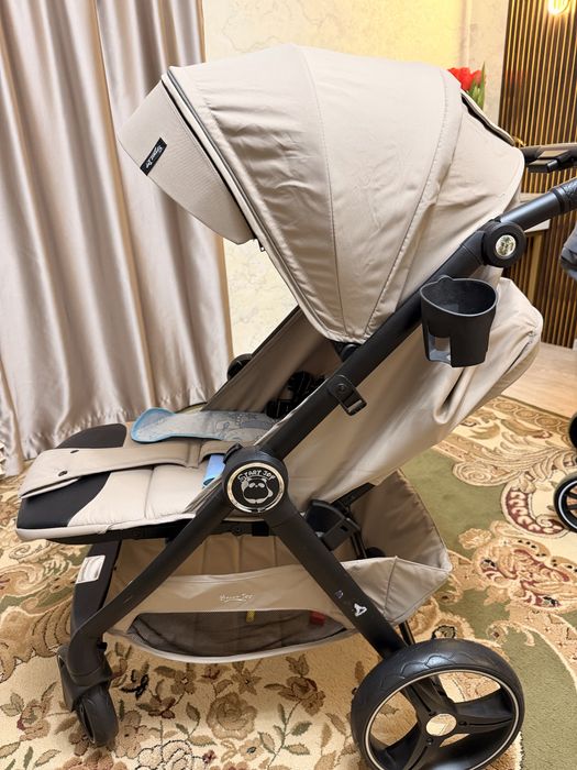 Коляска прогулочная