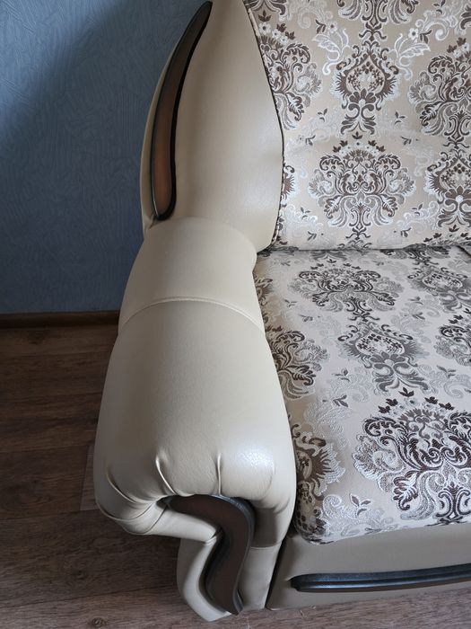 Диван двухместный новый