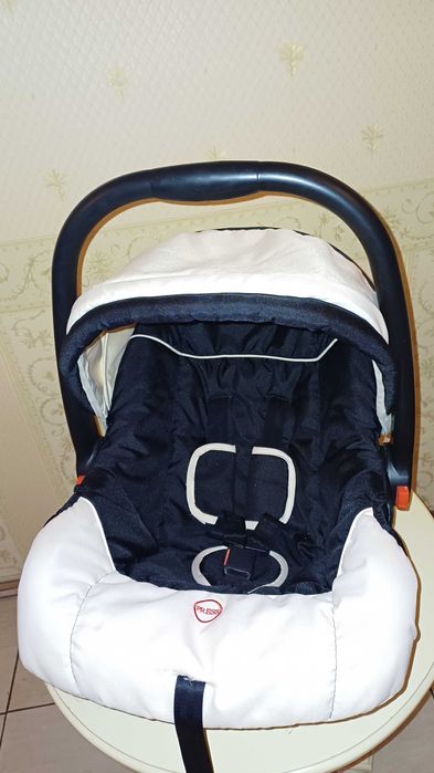 Автолюлька в отличном состоянии