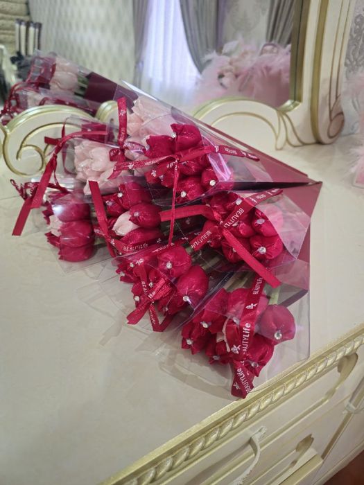 Sovgʻa uchun sunʼiy gullar