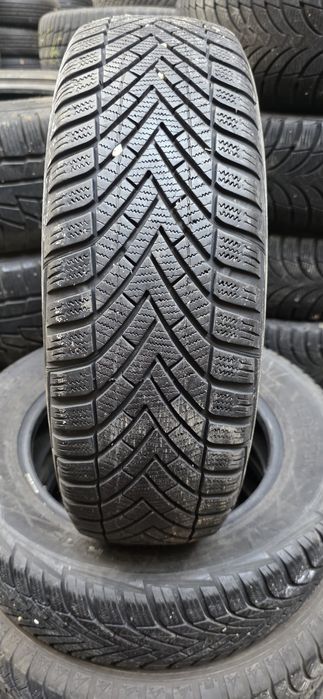 Гуми 2бр 185/65/15 - 1бр  - 37 евро