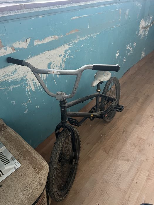 Продам BMX сломаный
