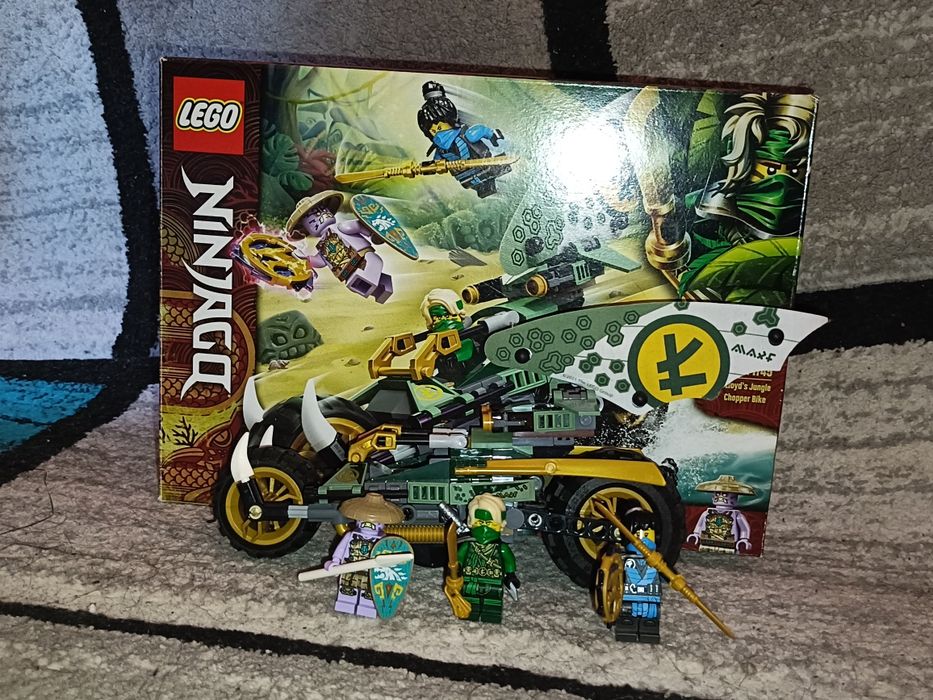 Set Lego 71745 - Lloyd's Jungle Chopper Bike