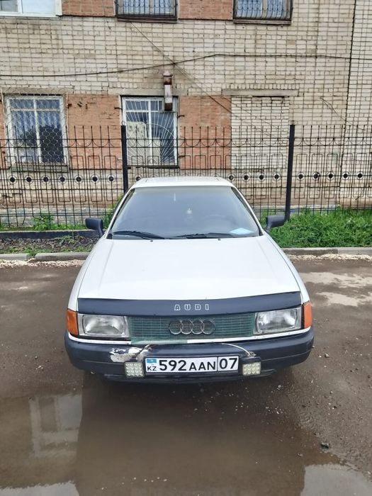 Продам машину Audi 80 B3