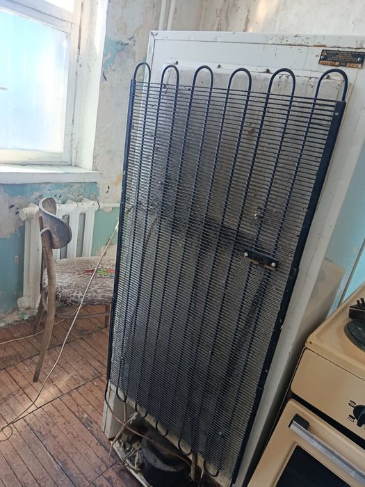 Холодильник в рабочем состоянии