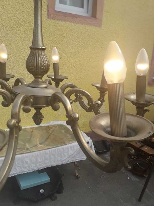Candelabru opt brate