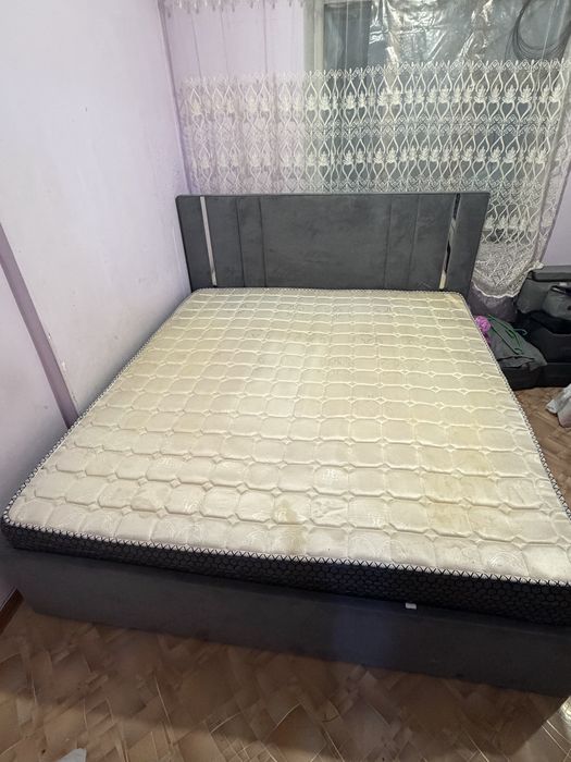 Продам двуспальная кровать