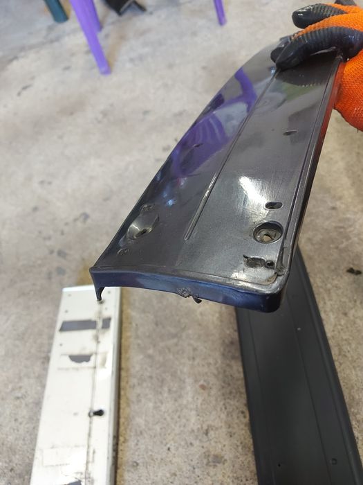 Стойки / държачи / за номер на м-техник брони  е46, е90 , е39