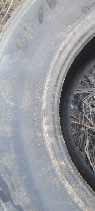 Продам резину на джипа