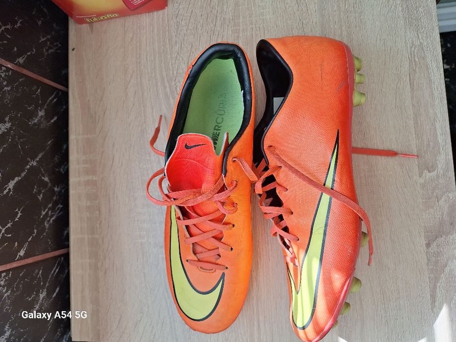 Нови професионални бутонки