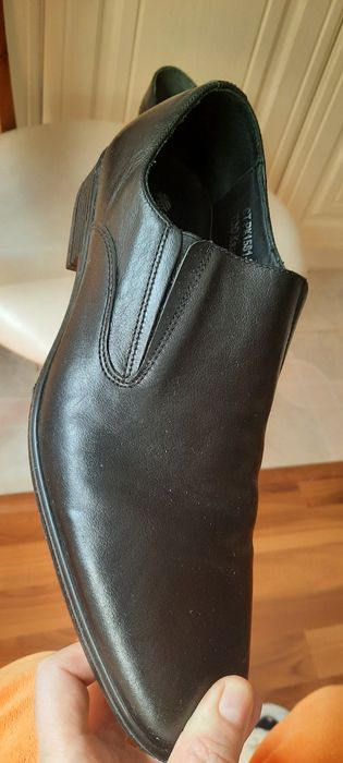 Туфли новые 43р.