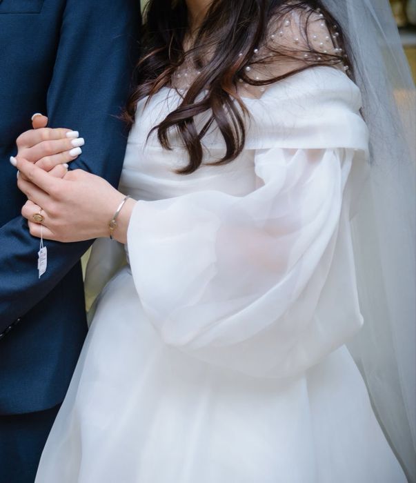 Свадебное платье, с фатой