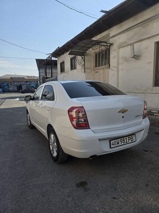Cobalt 4-pozisiya sotiladi 12000-km bemzin kraska tozza.