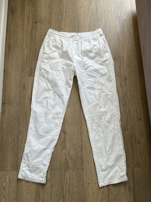 Белые штаны, классика bershka