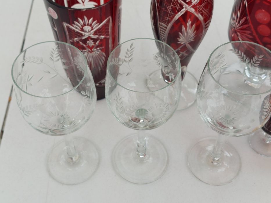 Vand setul de cristal.