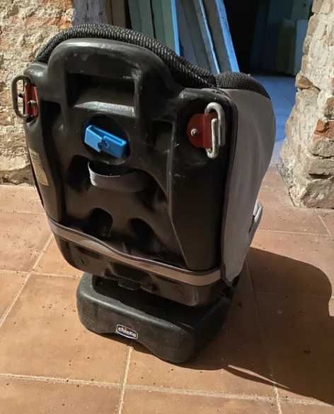 Бебешки/детско столче за кола chicco