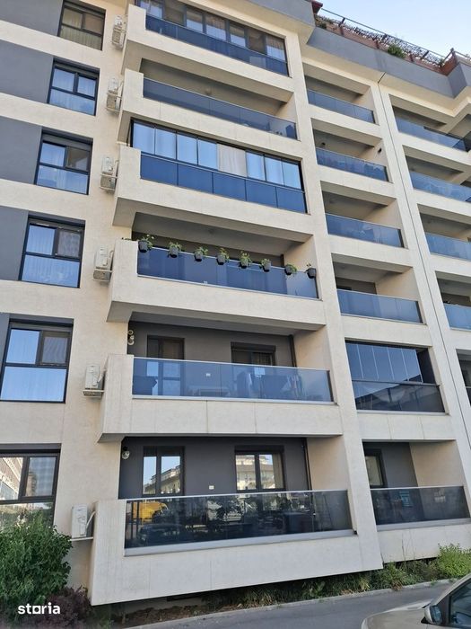 Regnum Residence apartament 2 camere decomandat,mobilat,acces piscina