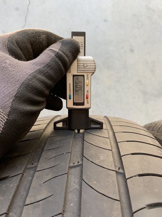 Set 4 anv vara Michelin 215/60/16