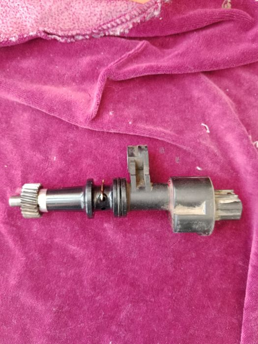 Продам датчик скорости на Хонда.