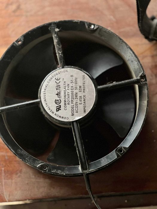 Промышленный вентилятор Commonwealth FP-200EX-S1-B (AC 220–240V)